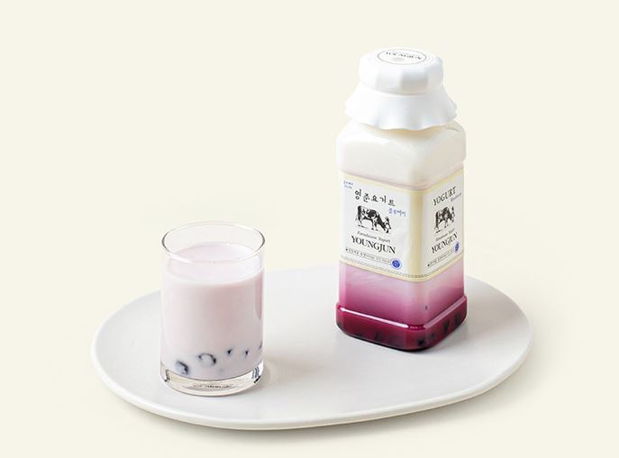  “우유 본연의 깊은 풍미 + 블루베리 과육의 상큼함! 영준목장 수제 요거트 블루베리 500 mL – 손연재도 반한 그 맛”