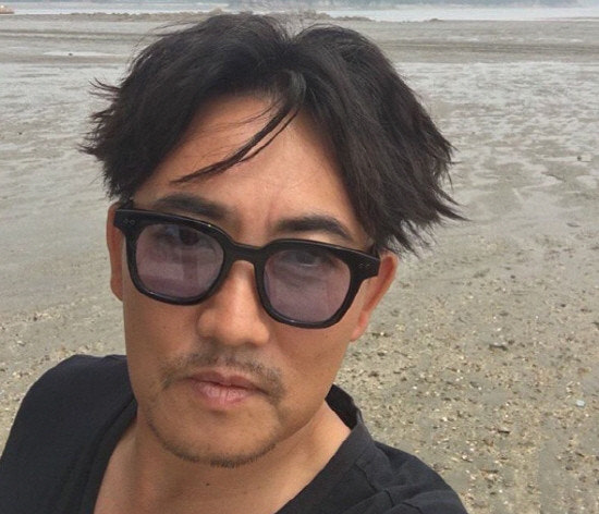 “딸 결혼식은 내가 직접 기획했습니다” — 가수 이승철의 아빠 미소, 그리고 감동의 이야....