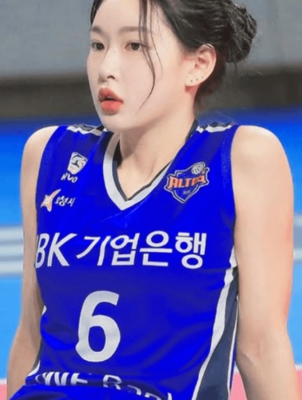 신인감독 <b>김연경 인쿠시</b> 이진 표승주 나이 인스타 광주여대 결과
