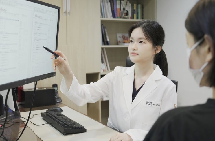  수원 일요일 한의원 영통동 무릎내측측부인대 손상 치료 병원