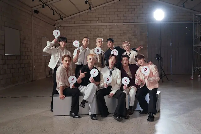<b>세븐틴</b> × <b>스머프</b>, 슈퍼 IP 컬래버 성사! 11월 ‘음악의 신’... 