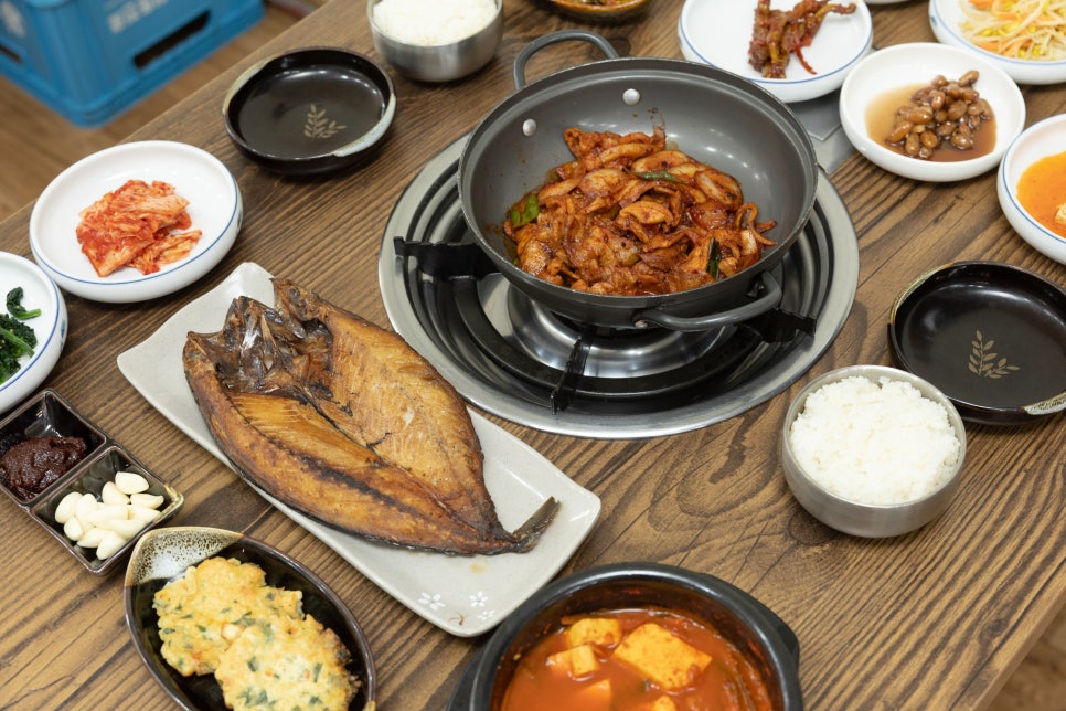 행복이가득한밥집 사진 1