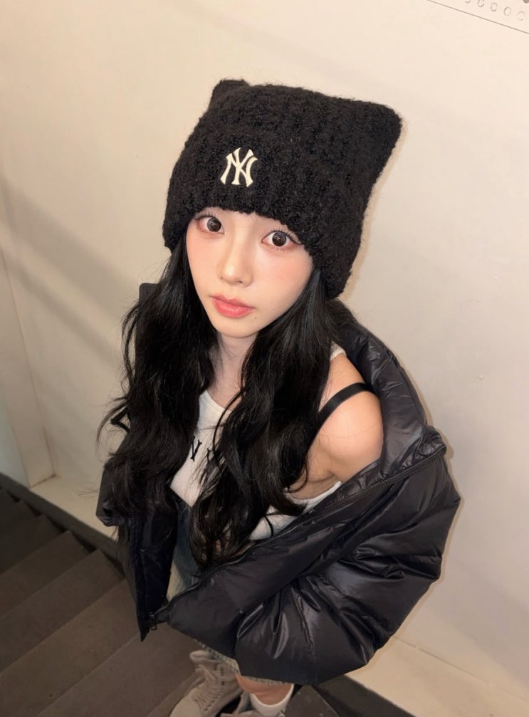  너무 귀여워서 심장 아파,, 카리나 고양이 비니, 패딩 겨울 패션