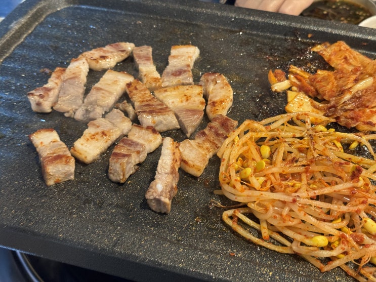  투뿔 한우차돌박이가 유명한 묵동맛집 중랑한우차돌집