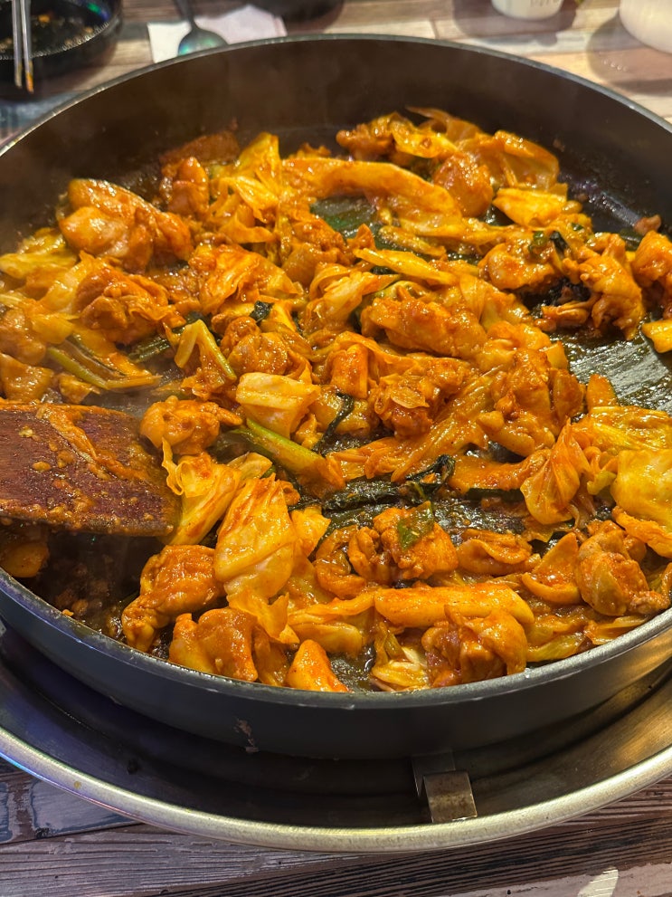  파주 철판닭갈비 맛집 정담원닭갈비&송주불냉면 본점