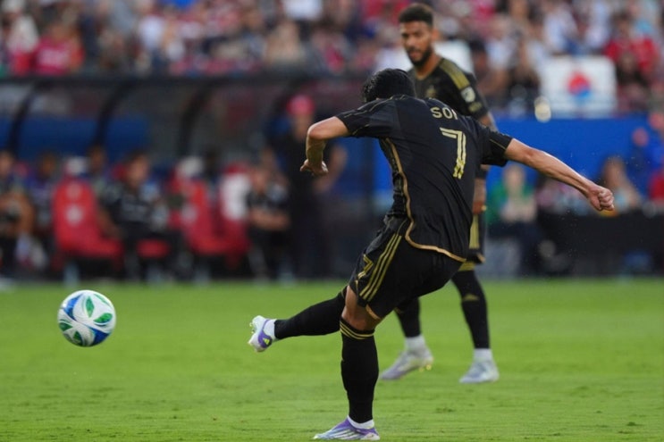  손흥민 MLS 올해의 골 첫 골로 LAFC 역사 새로 쓰다