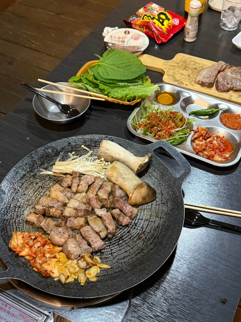 대전 가수원동 바베큐식당 ‘바베큐팩토리’ 글램핑 분위기 즐기기 굿! (애견동반0)