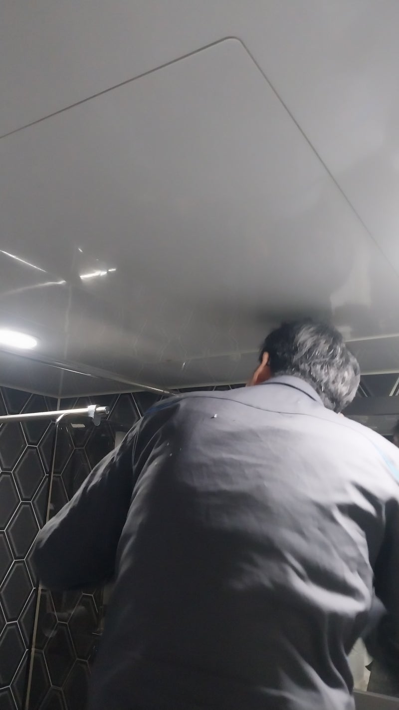 김포시 풍무동 아파트 화장실 누수 — 세면대·샤워기 온수배관 이중 누수 수리 완료!