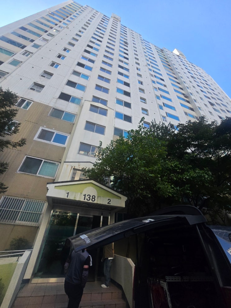  수원시 장안구 조원동(경수대로) 수원한일타운 138동 욕실 누수복구 작업 입니다.