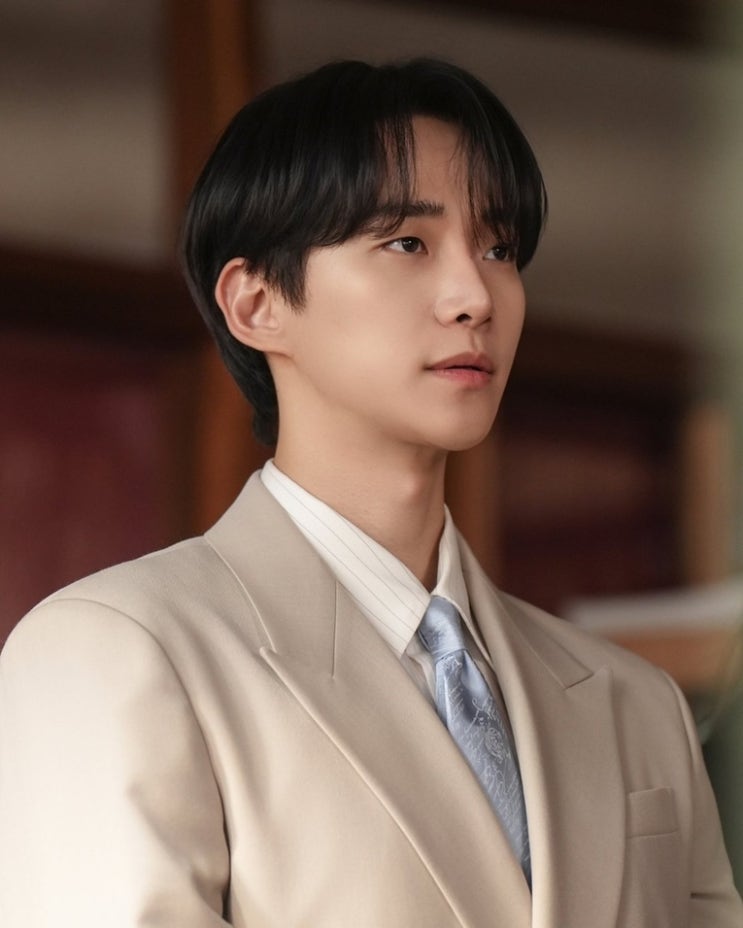이준호, ‘<b>태풍상사</b>’로 연기... 강<b>태풍</b>의 현실 성장기 ‘<b>호평</b>... 