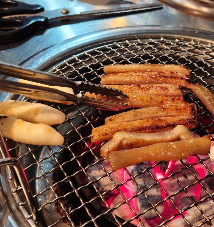  서울 석계역 '인생극장쪽갈비' 석관동점 매운쪽갈비가 찐이네! 돼지껍데기 세상 제일 맛있어