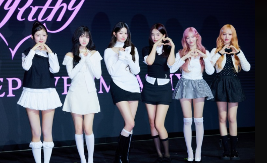  “데뷔 1년 만에 정상 등극! 아이브, 신인에서 전설이 되기까지”