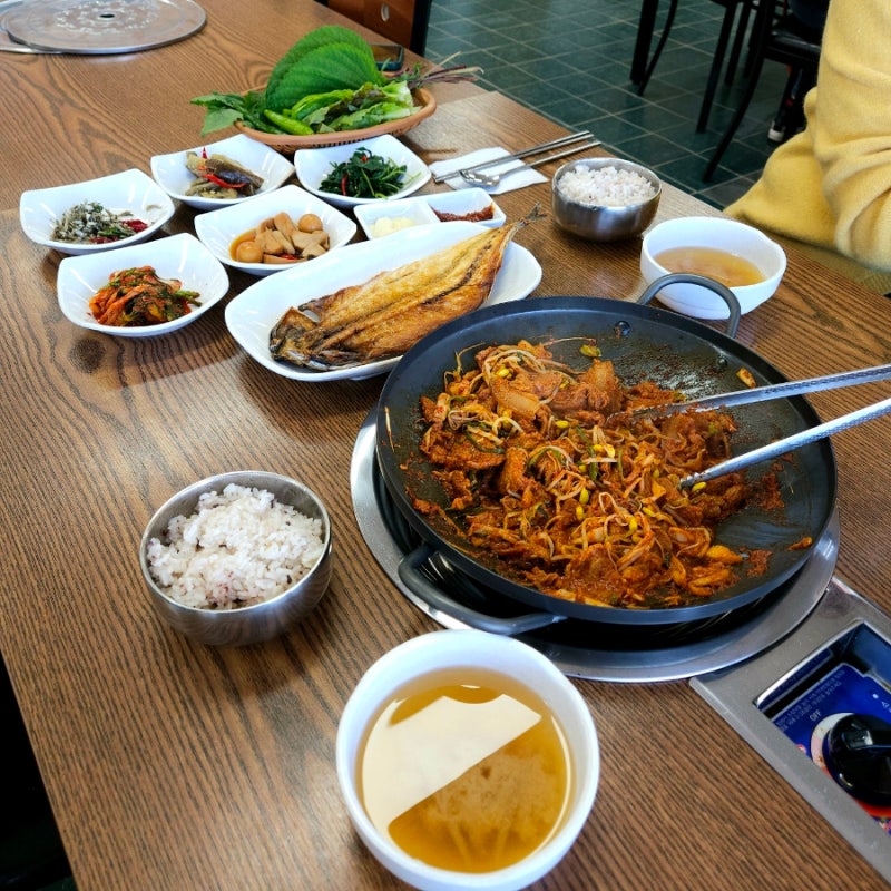 김녕해수욕장 맛집 또옵서식당 흑돼지 두루치기 생선정식 2인 후기