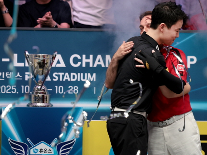 결과] <b>김영원</b>, <b>산체스 꺾고</b> 극적 <b>우승</b>! “7세트 혈투의... 