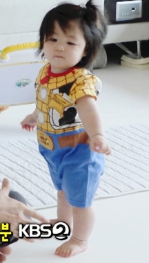 <b>심형탁 아들</b> <b>성장</b>, <b>하루</b> 일어서다