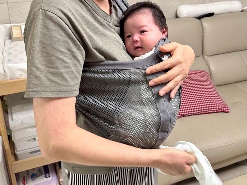 신생아 슬링 아기띠 왈라부 꿀잠 재우는 육아템 후기