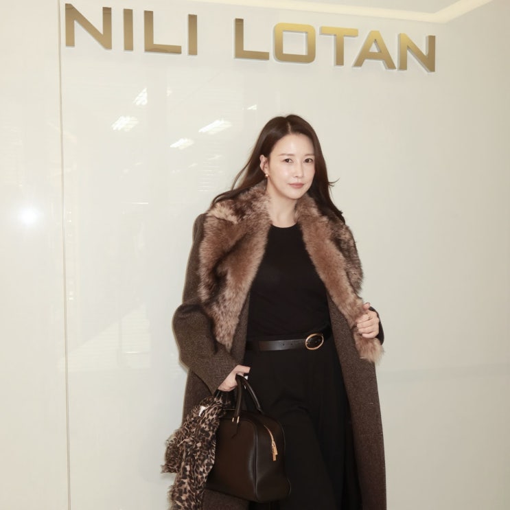  닐리로탄 NILI LOTAN 현대백화점 본점 매장 오픈! 뉴욕 럭셔리 여성패션 코트핏 후기