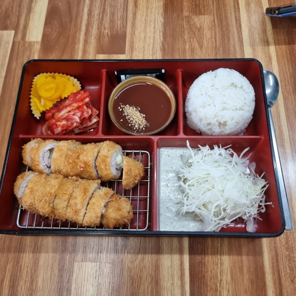 365돈카츠n집밥 문현점 사진 6