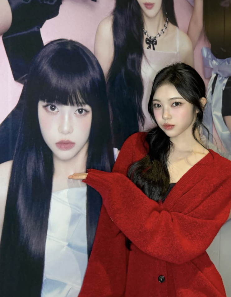  [셀럽 패션] 이안이 입으면 다 귀엽다 베티붑 가디건+트리밍버드 팬츠 완벽 조합!