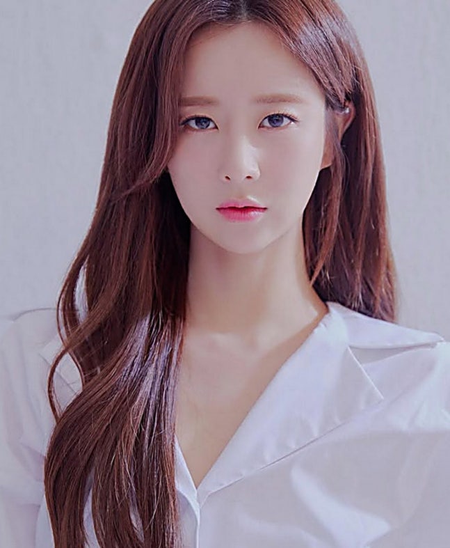 <b>은가은</b>·<b>박현호</b> 부부... 계약 체결…<b>임신</b> 22주 소식까지 겹경사