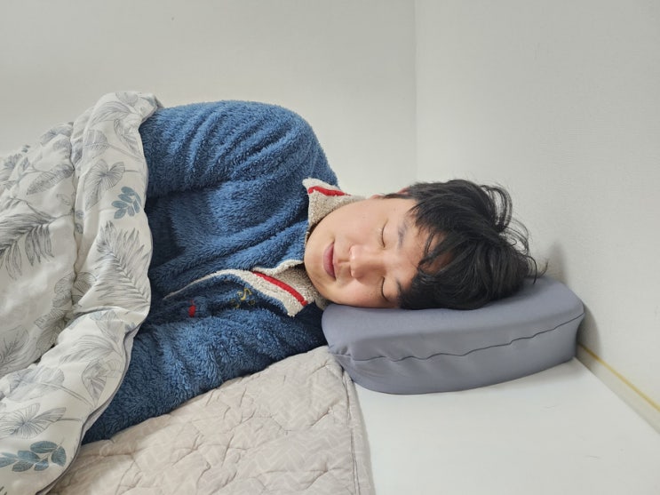  코골이베개 숙면에 좋은 메모리폼 경추베개