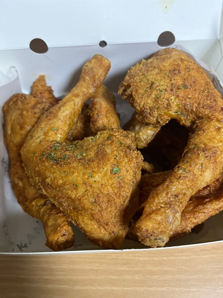 깐부치킨 <b>젠슨황</b> 방문. <b>이재용</b>, <b>정의선</b>은 깐부치킨에 가서 무슨... 