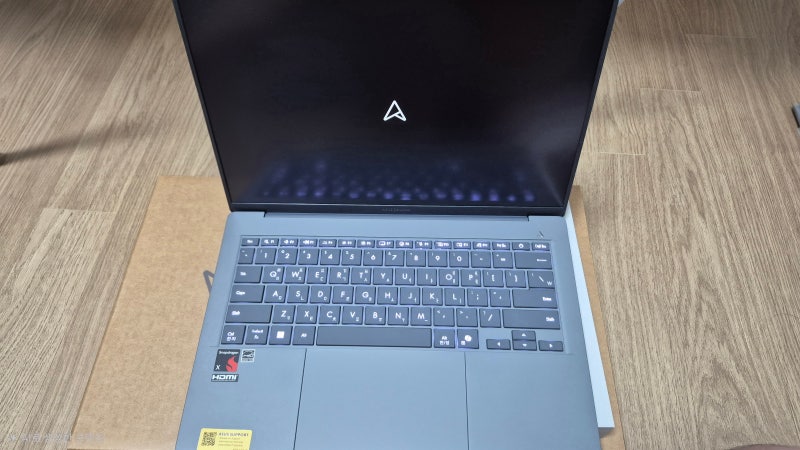 ASUS 젠북 A14 리뷰