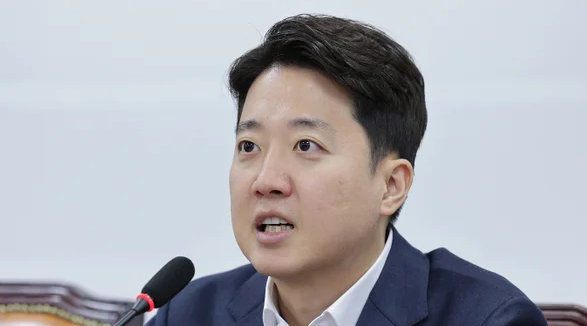 <b>이준석</b> “한미 <b>관세협상</b> 최선에 가까운 결과” 평가…3500억... 