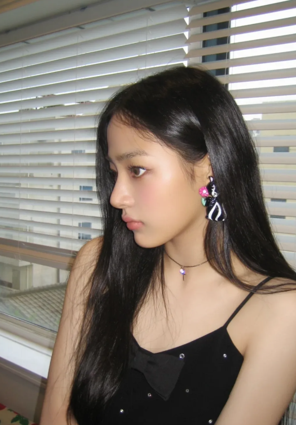 법원 "<b>뉴진스</b>-<b>어도어 전속계약</b> 유효"…멤버들 완패