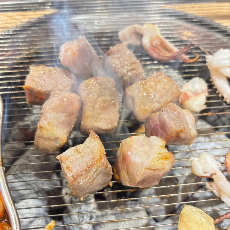  가락시장 맛집 / 참숯에 구워 더 맛있는 제주돼지고기전문점 [ 제주화로집 가락점 ]