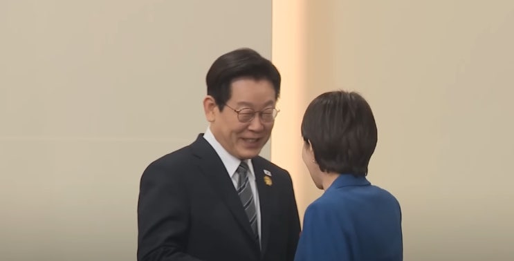 <b>이재명</b>-<b>다카이치</b> 첫 정상회담…<b>한일</b> '셔틀외교' 지속 공감대... 