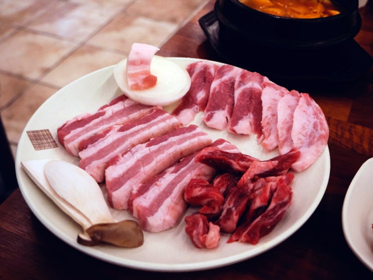  서귀포 올레시장흑돼지 맛집 고기가생각날땐우리집, 가성비와 맛, 두 마리 토끼를 다 잡은 고기집