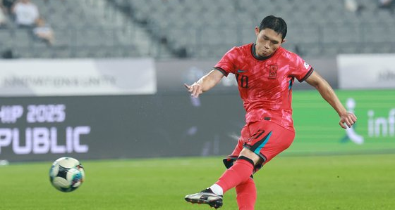 이동경 복귀 <b>울산 강등 위기</b> 극복의 희망이 되다
