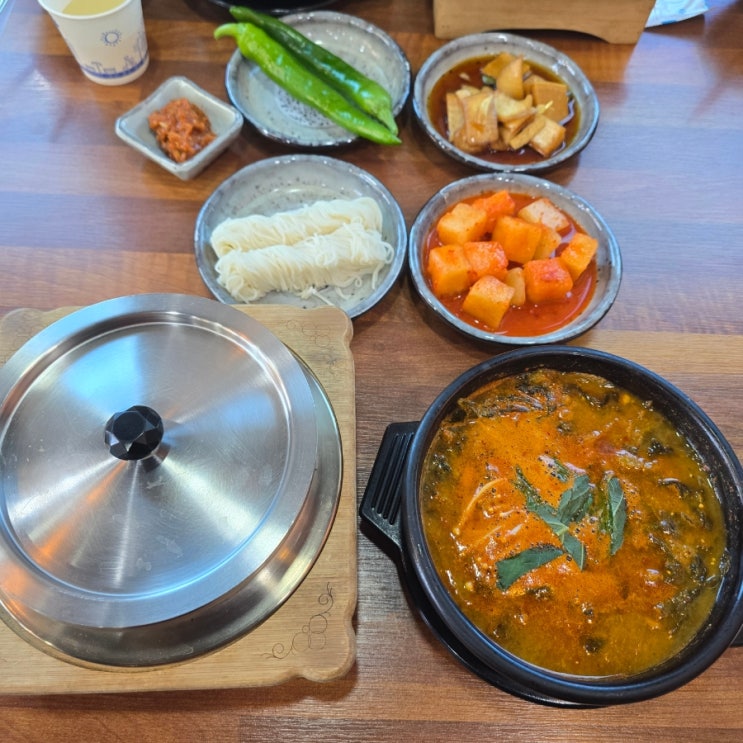  포항 오천맛집 『 항아리보쌈 포항점 』 솥밥 얼큰추어탕 솔직후기
