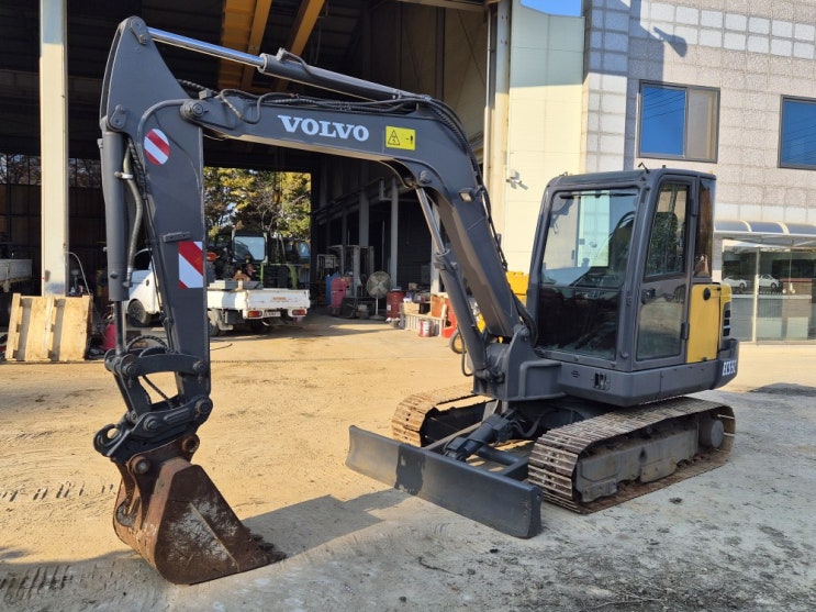  볼보 EC55C 2011년식 가동만시간대 02 중고굴삭기
