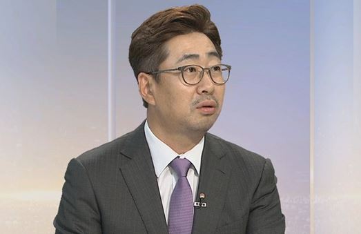 <b>백성문 변호사 별세</b> 암 투병 향년 52세 아내 김선경 아나운서... 