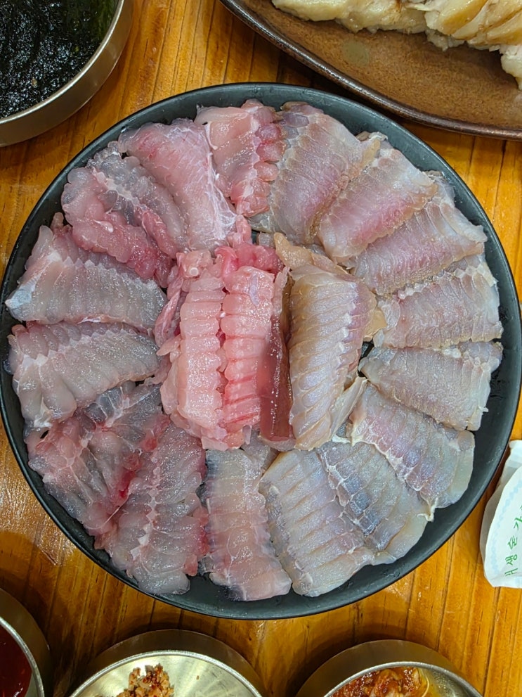  목포 하당 남도 한상 끝판왕 인동주마을 흑산도 홍어 정식 후기