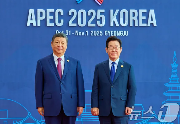 <b>한중 정상회담</b> 한반도 <b>비핵화</b> 협의 발표에 “개꿈” 강한 <b>반발</b>