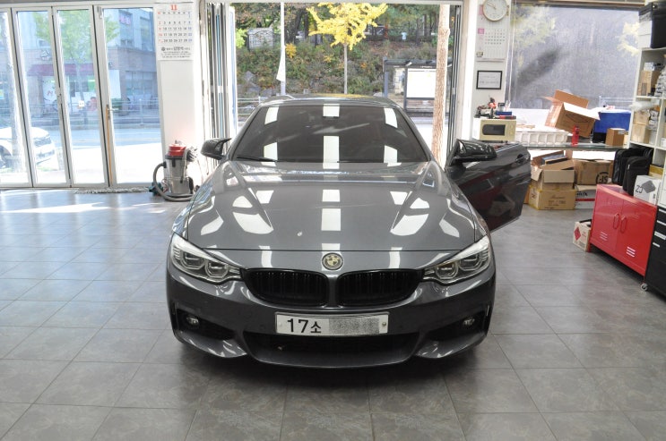  BMW 4시리즈 F33 컨버터블 앰프 ASD고장 물누수로 인한 고장 - 수원테크(수입차오디오 모니터 앰프 튜너 수리전문)