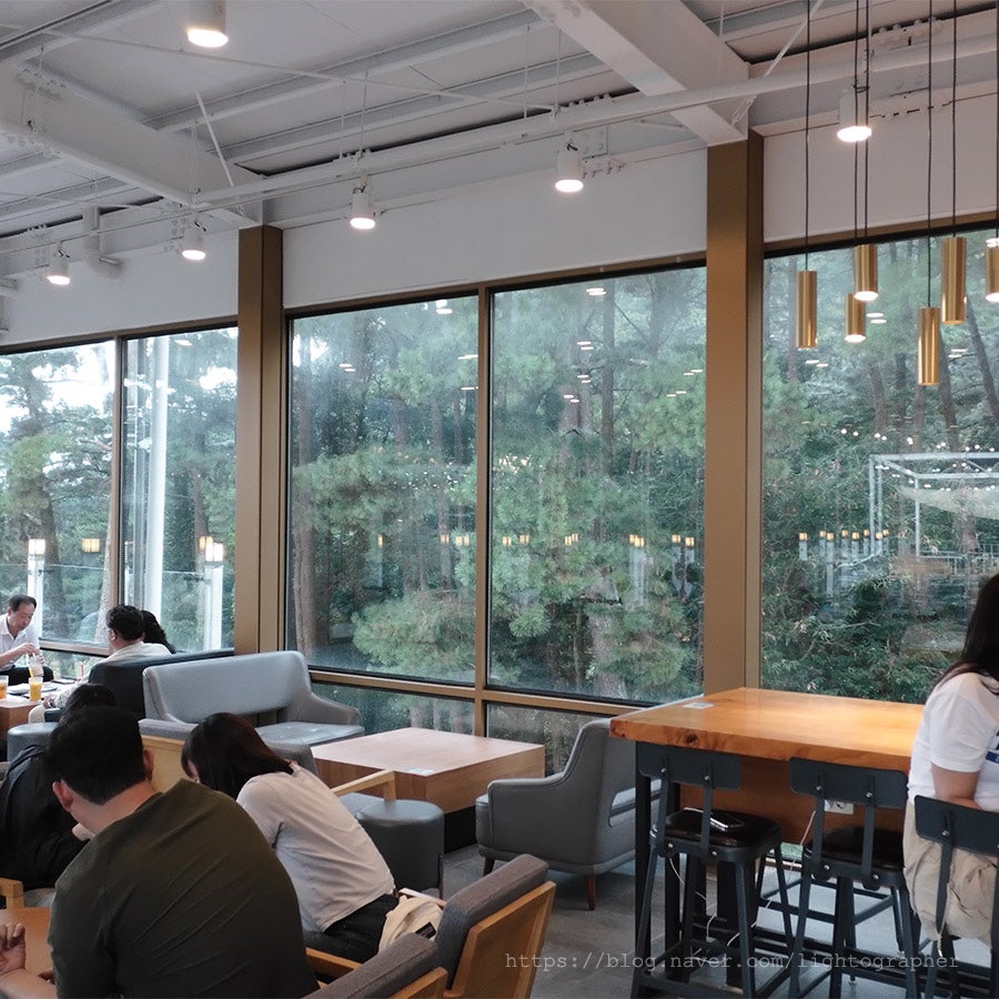 엔제리너스 한라수목원점 사진 4