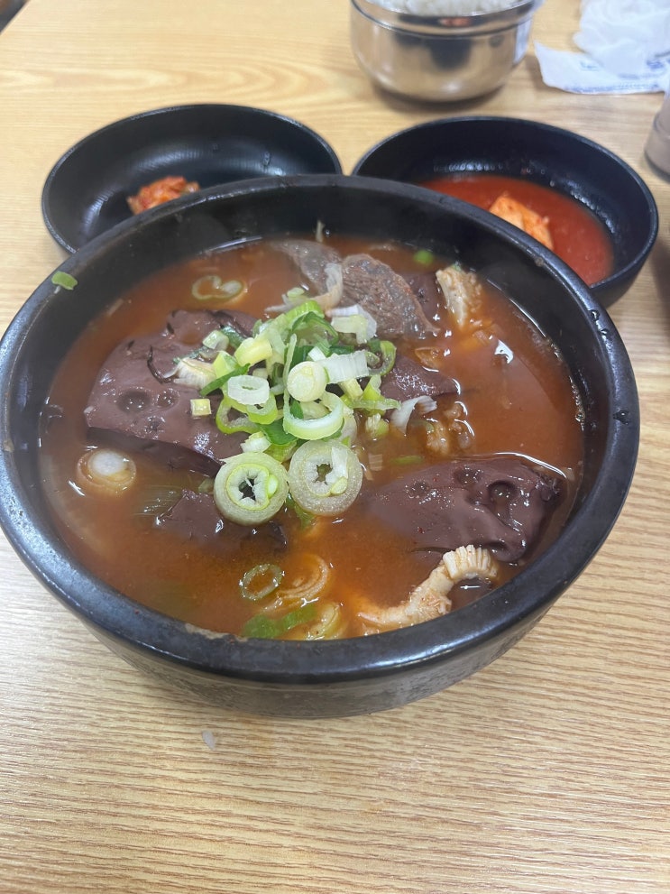  아무 생각없이 갔다가 전국구 1티어 선지 만난 썰, 남주동해장국 선지해장국 특(12000)