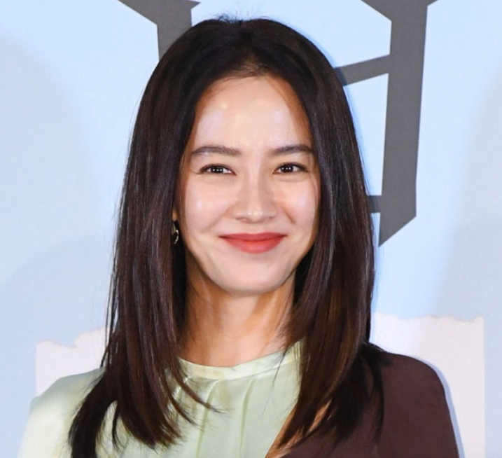 송지효, '하루 1개 팔리던' 속옷 사업 대박났다 "매출 급증해 신제품 계속 출시"