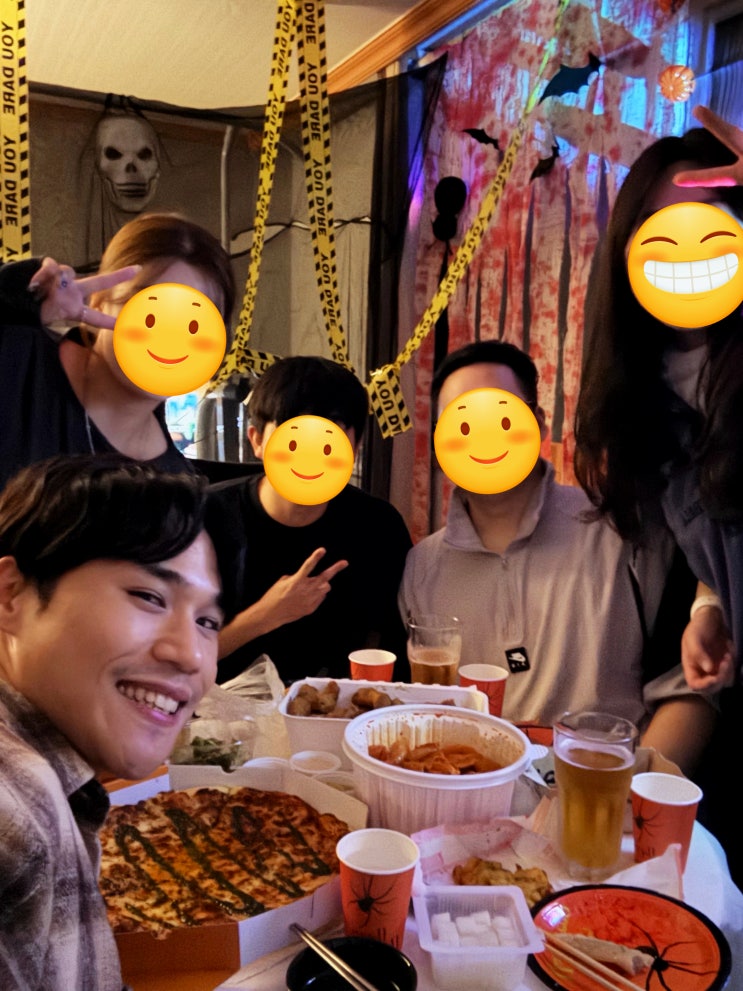  ㅣ사진 일기ㅣ2025 할로윈 홈파티, 얼렁뚱땅 편한 사람들과 함께 즐거운 시간(feat. 키세스 해리포터 초콜릿, 킨터초콜릿 해리포터, 해리포터 마호도코로 POP-UP 제품)