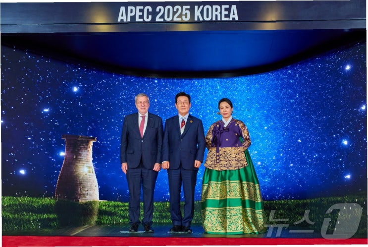 <b>이재명 대통령</b>의 '돌직구' 외교: <b>다카이치</b> 총리 <b>평가</b>부터 북한... 