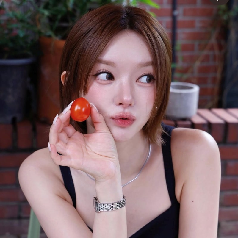 "aoa 초아라고?" 확 달라진 최신 근황 예쁘긴 예쁘네..