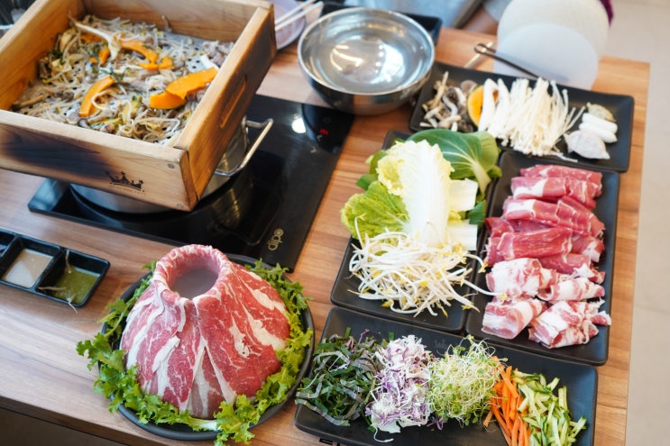  샤브몰 사당점 – 편백찜+샤브 무한리필 가성비 끝판왕! (남성역 맛집 / 사당동 맛집)
