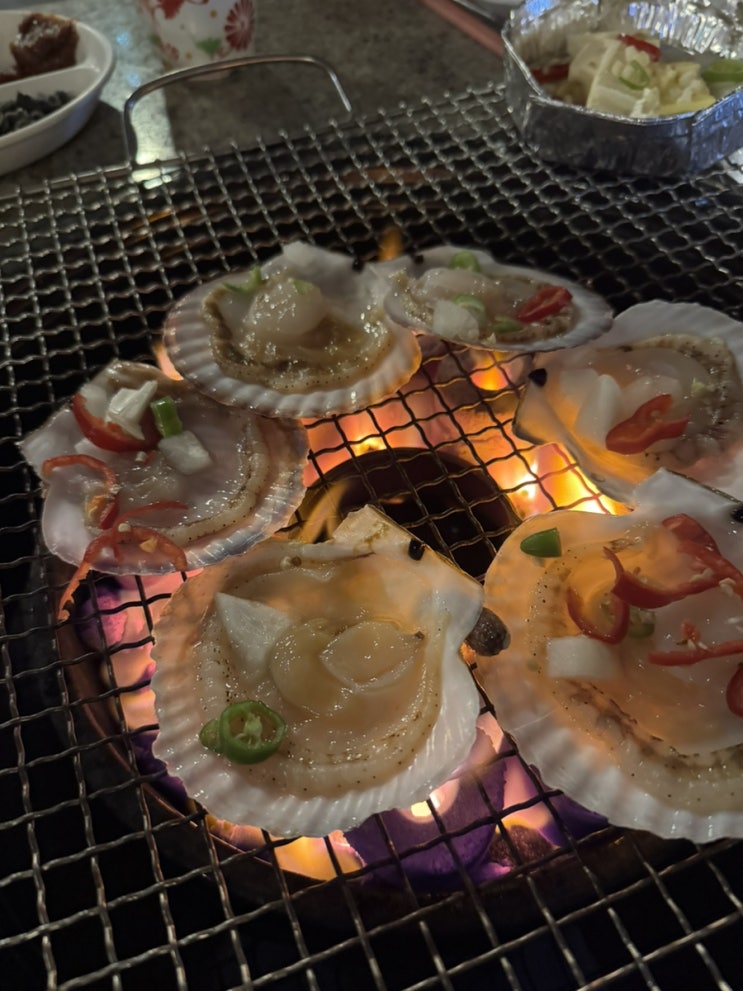  추운날씨에 어울리는 항구네 조개구이상무지구 맛집