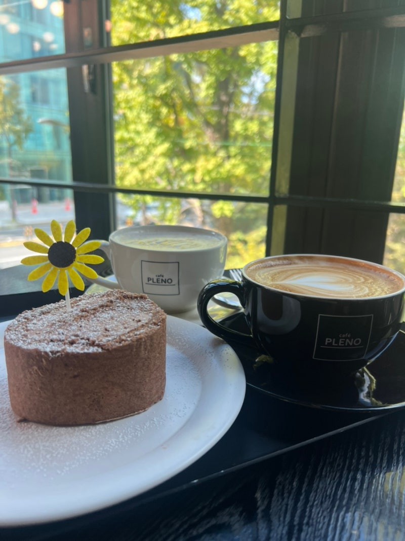 강남구청역카페 쁠레노(cafe pleno) 인기 많은 장근석카페