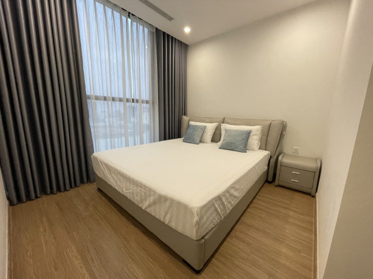  하노이 스카이레이크 S3 2룸 풀옵션 호수전망 2400만동 좋은 아파트 임대 알려드립니다 ( VINHOMES SKYLAKE )