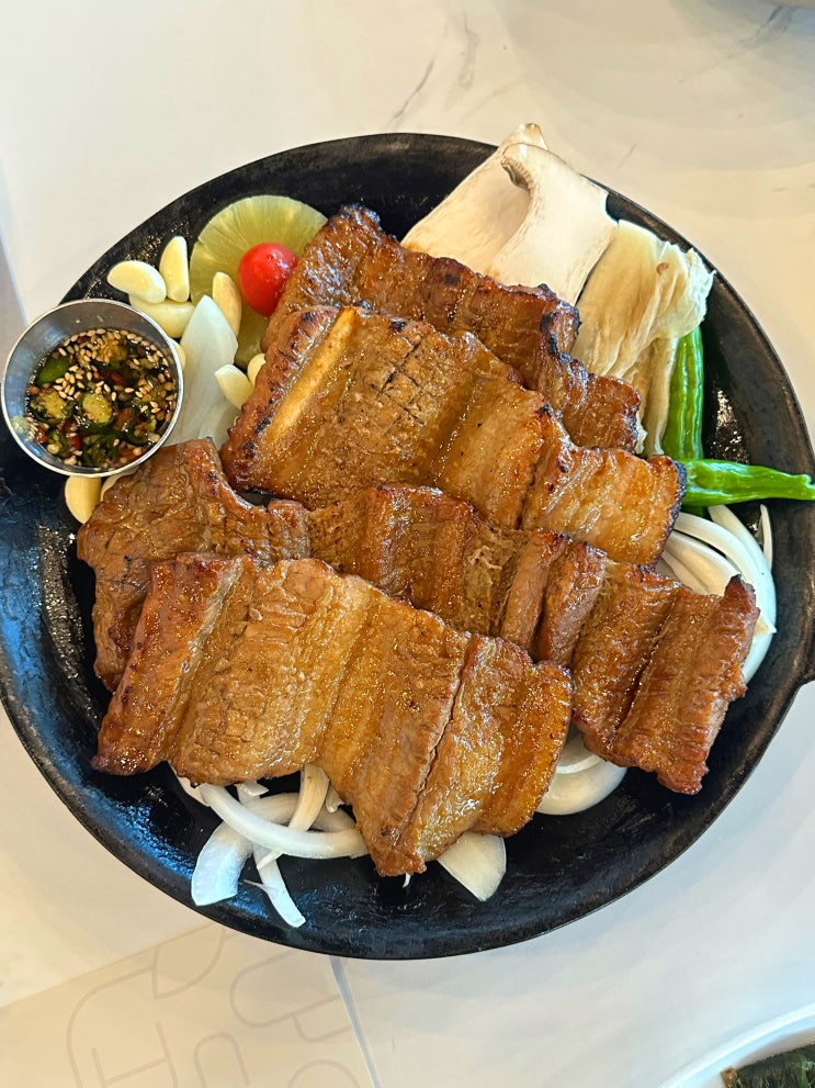  양산 백동소풍가는길  돼지갈비가 구워져 나오는 고기집 맛집 분위기부터 힐링